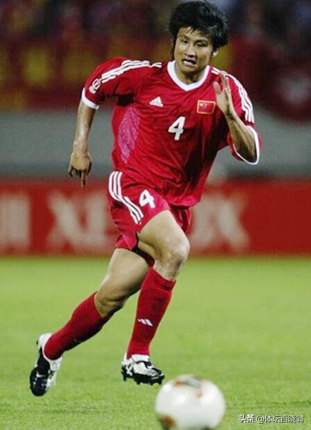 他号称中国卡洛斯，18年前转会费达1300万，31岁匆