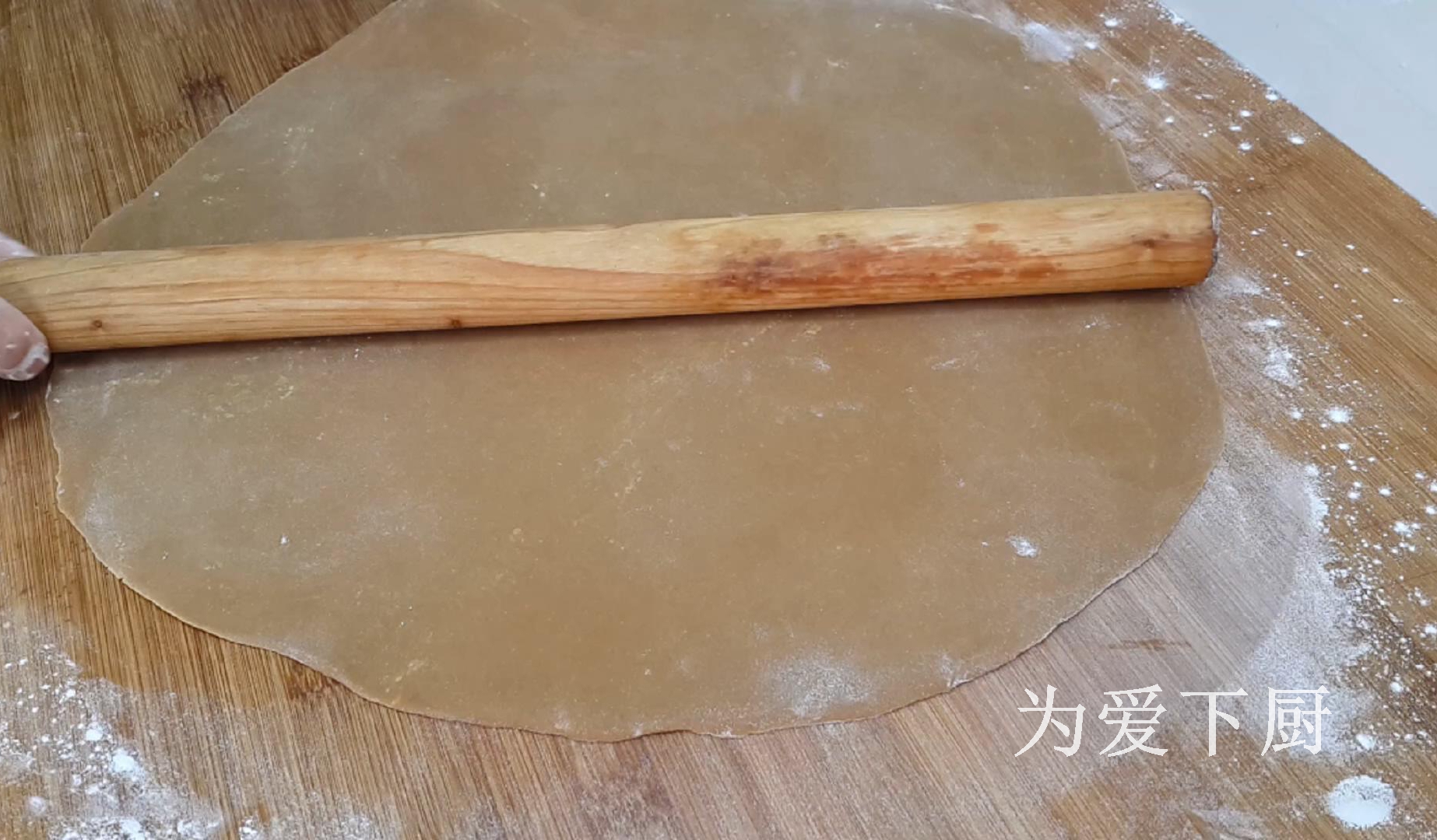 這零食的做法太好吃了，冰箱裡一放，比薯片還好吃，一口一個真香