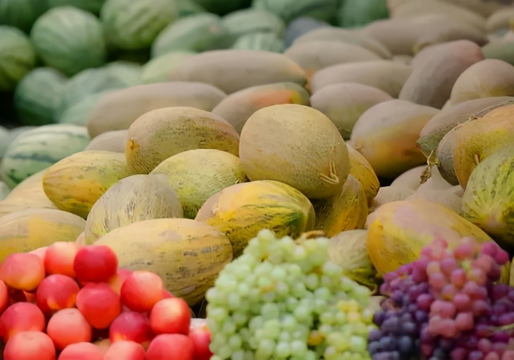 基建狂魔穿越500公裏無人區，修建世界最長沙漠公路