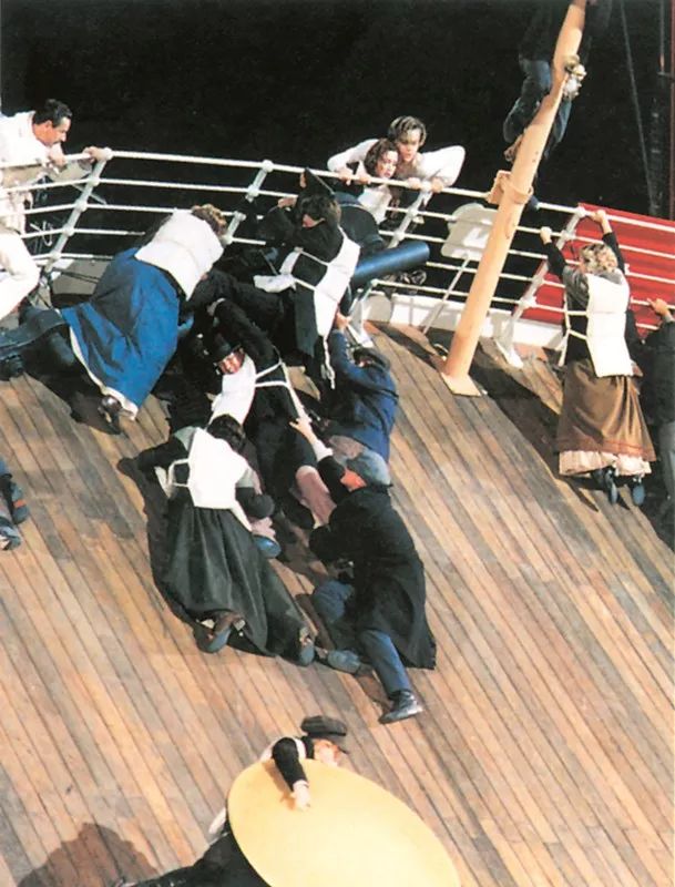 《泰坦尼克号》万字幕后解析，无论过去多少年