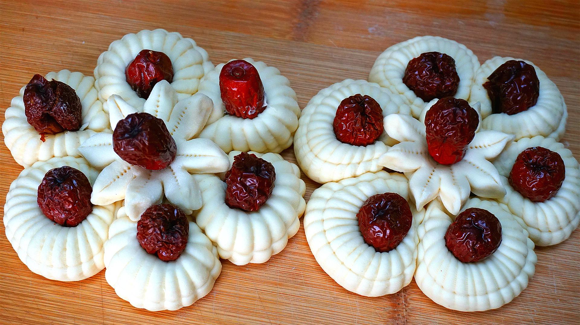 什么|河南人过年有什么风俗 二十八蒸枣花二十九去打酒