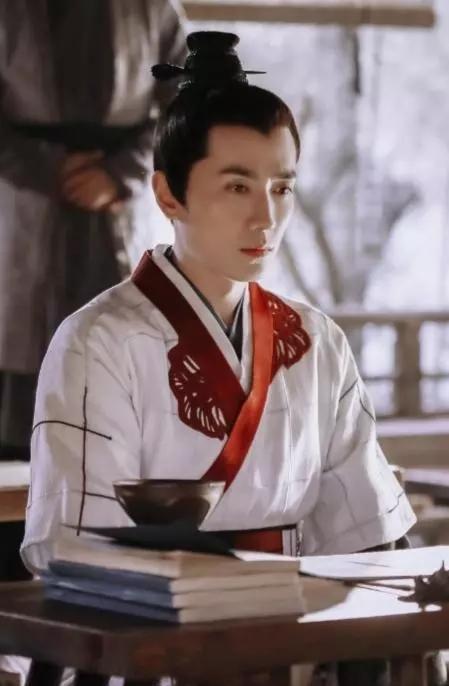 他不仅是那个齐小公爷，更是那个宝藏男孩朱一