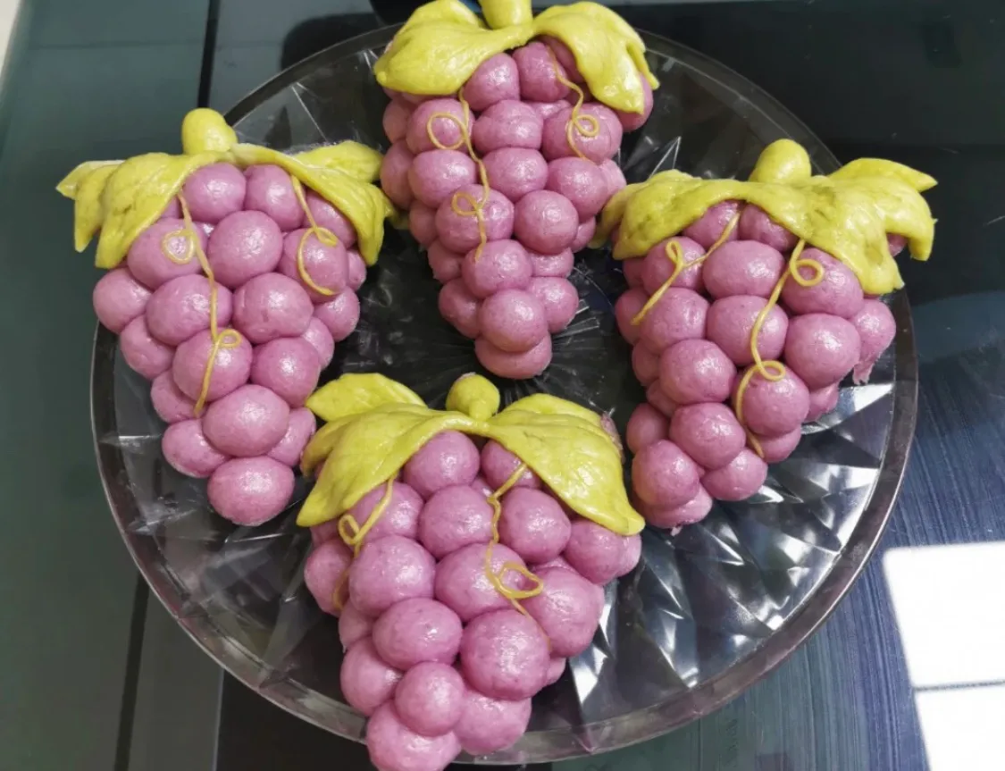 孩子们最爱的葡萄牛奶馒头 美食做法 第9张 孩子们最爱的葡萄牛奶馒头 美食做法 第9张
