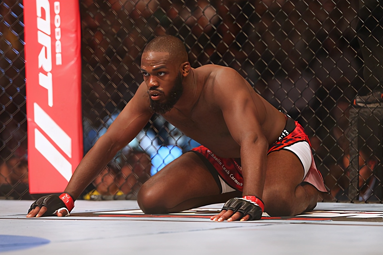 名宿:骨头需赢得重量级世界冠军,才能确立ufc历史第一人地位