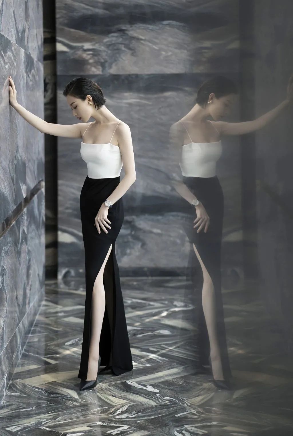 星光大赏杨紫穿得像老艺术家，这锅不应该只让造型团队背