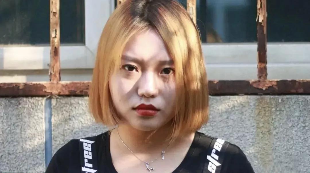 李雪琴：从网红到参加春晚，称4千亿拿下阿里，她凭什么那么红？
