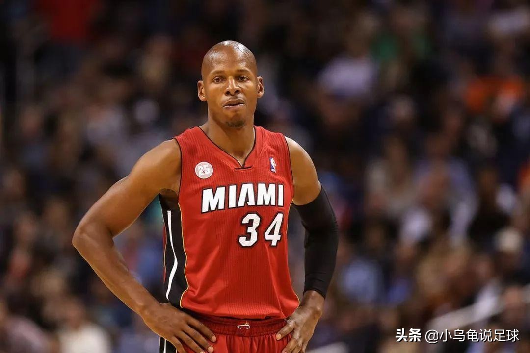 NBA历史命中三分最多的前十位球员，哈登排第五