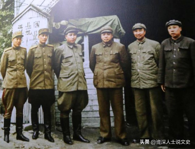 蒋介石读毛主席的信，派人问周恩来：台湾回归后蒋氏父子如何安排