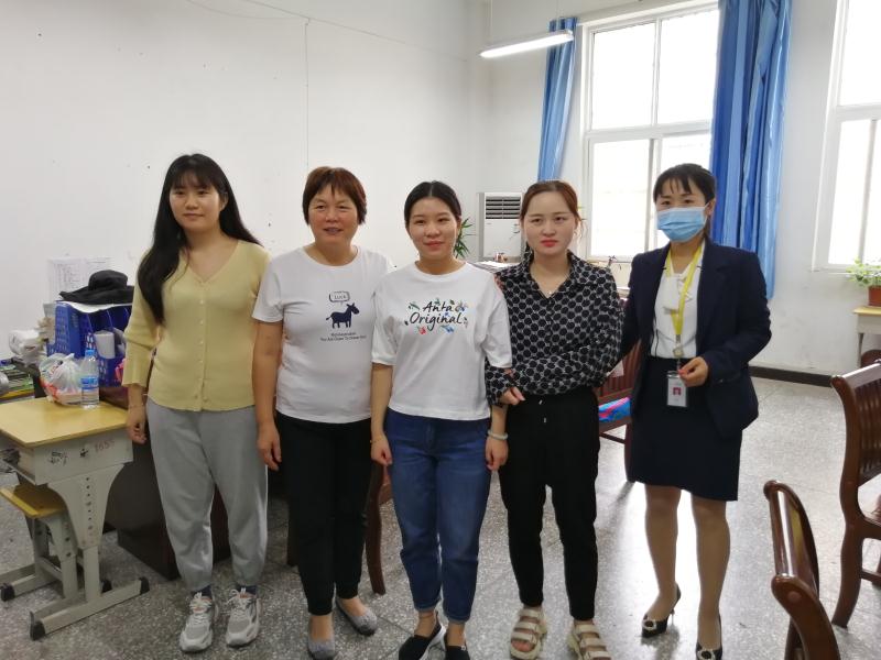中牟县第六初级中学：老师，您辛苦了