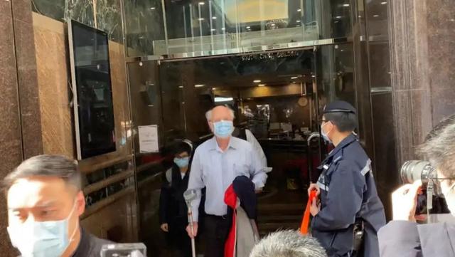 去不了西方，去不了台灣，有人給香港暴徒指了一條�好路�