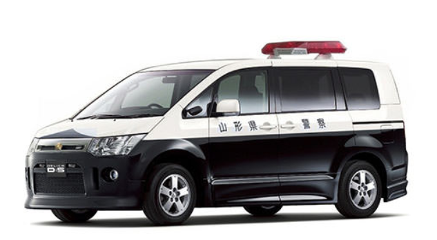日本警车型号都在这了，丰田本田马自达，全是