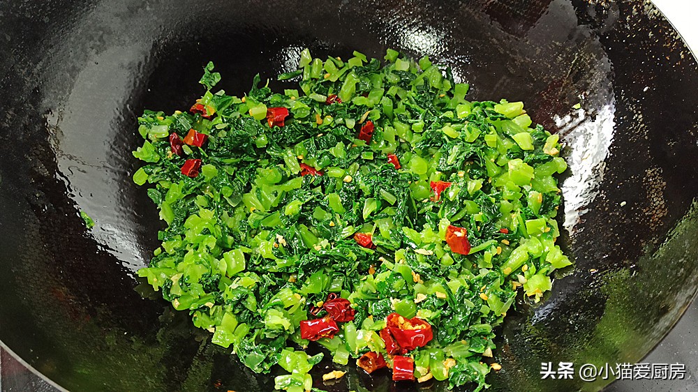 图片[10]-教你“素炒大叶青菜”的做法 是一道口味清淡 好吃下饭的一道菜-起舞食谱网