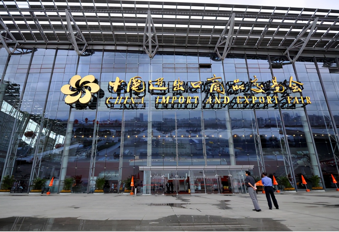 新泩凈水器現身廣交會展示3秒速熱技術