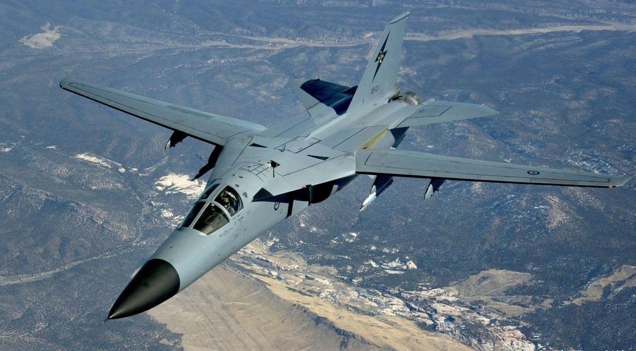 美军“扔错”炸弹，防空洞变焚烧炉，上千平民