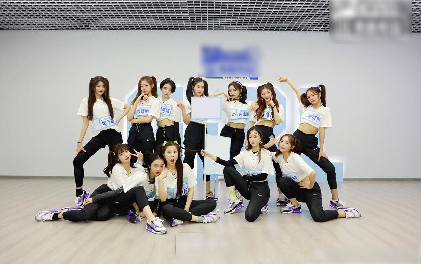 《青你2》中被刘海“封印”的颜值，改变发型后，成员颜值直上升