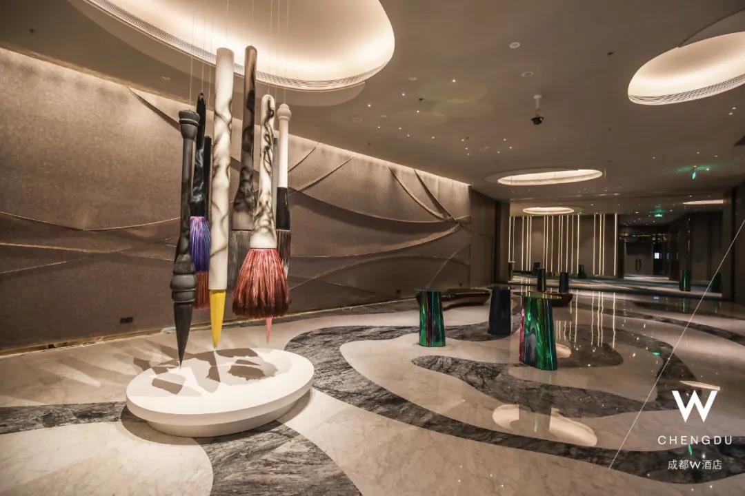 骚气的成都W酒店，潮爆装修大法值得品