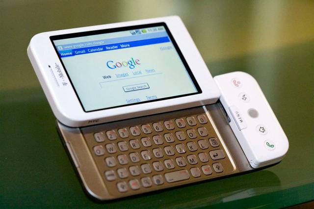 往日霸主最终的挣脱？HTC新手机曝出，外国媒体评价：小米手机与一加集合体