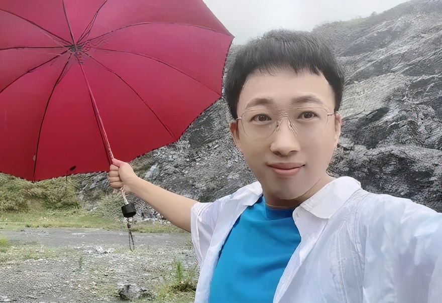 “懟王”這次出戰(zhàn)，竟然全網(wǎng)點(diǎn)贊