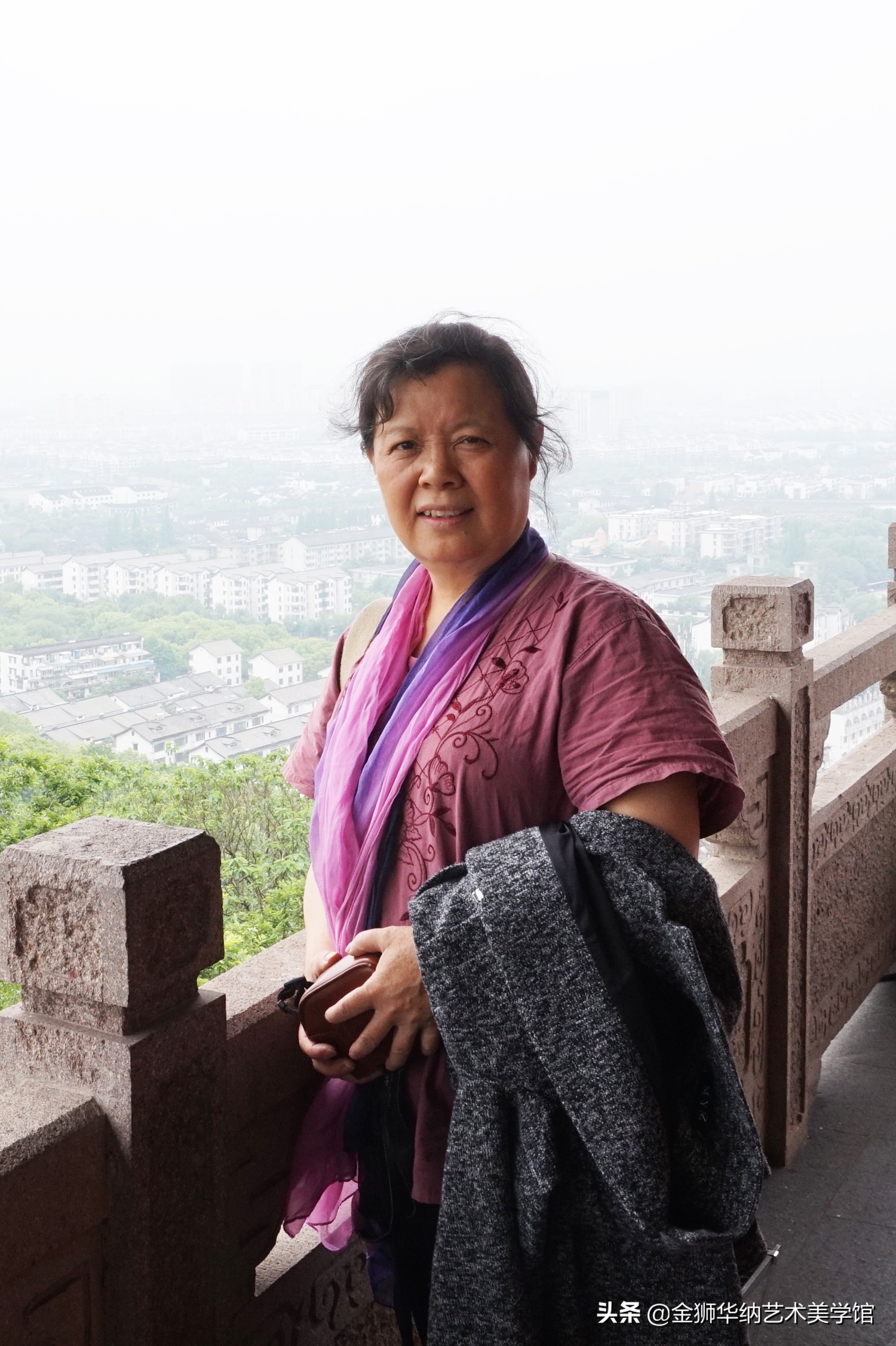 画家雷长虹女士艺术简介及优秀作品欣赏