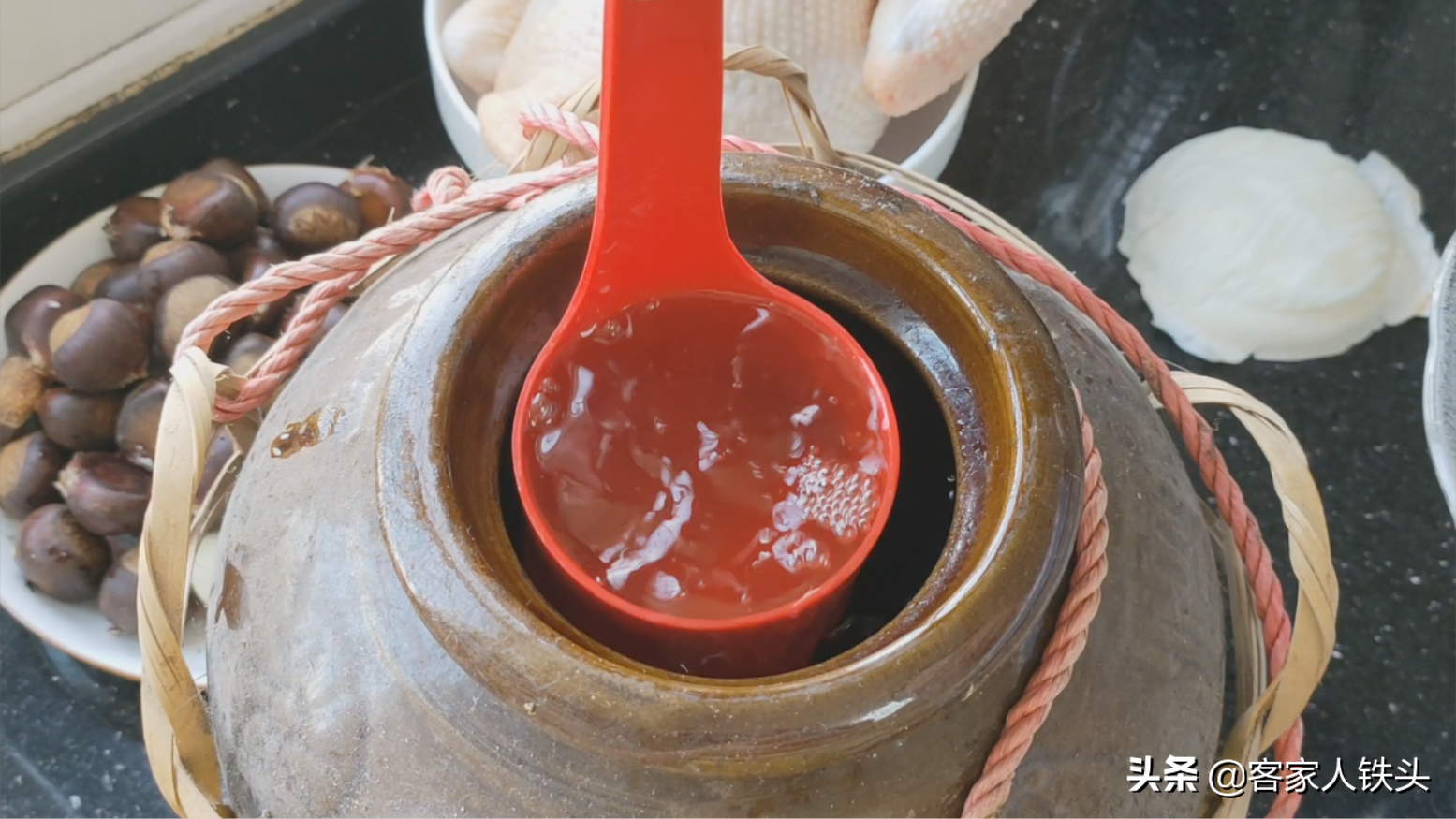 4斤雞，以後待客不白切了，加1斤板栗這樣做，滋補好吃還超下飯