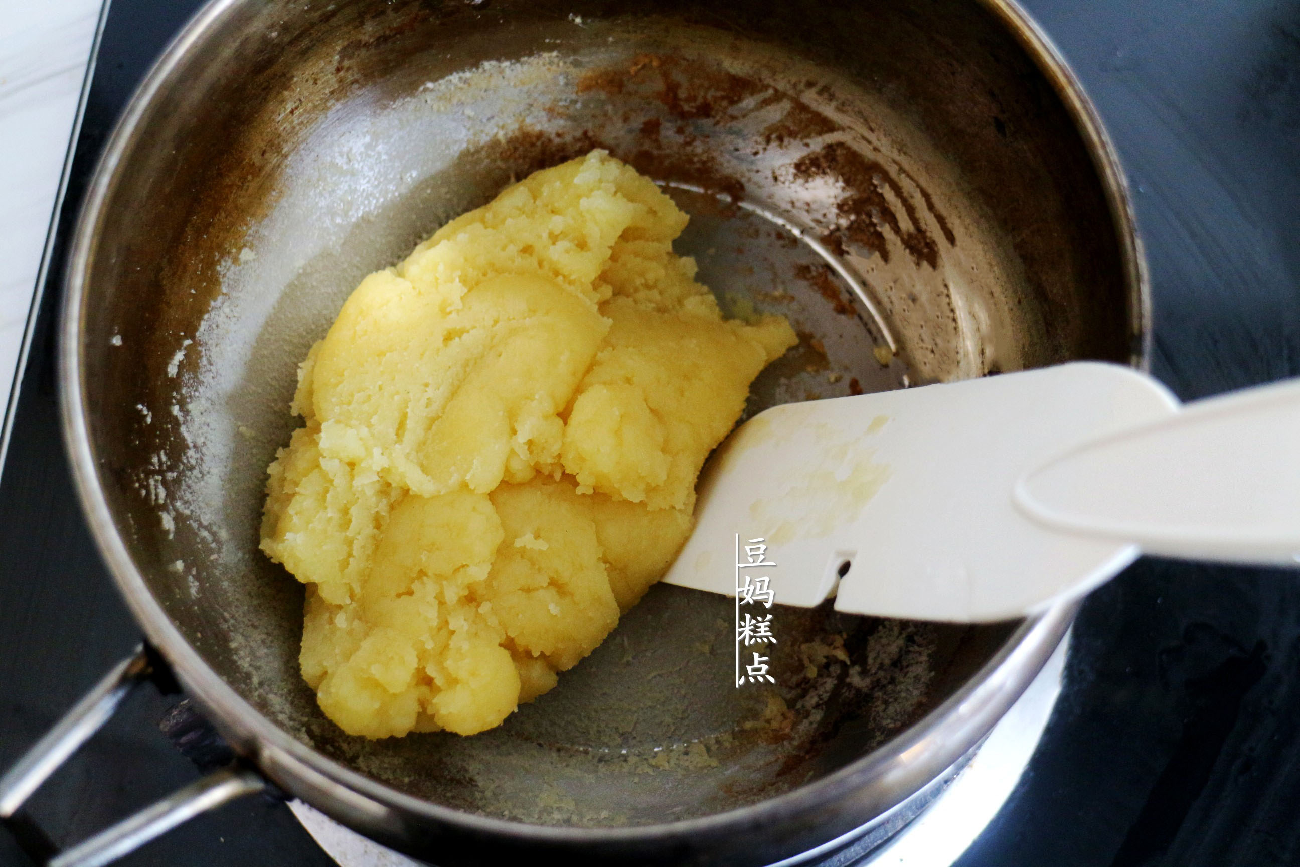 超市15元一斤的泡芙，在家10分鐘就能做一盤，給孩子吃更放心