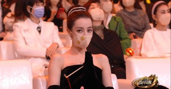 微博之夜排位，揭开了娱乐圈的丛林法则，撕开了明星夫妻的遮羞布
