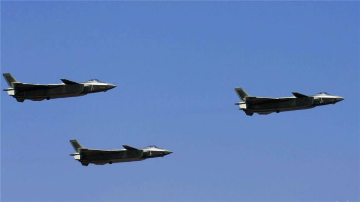 担忧的来了！歼-20或迎来巨变，美：歼-20有美军