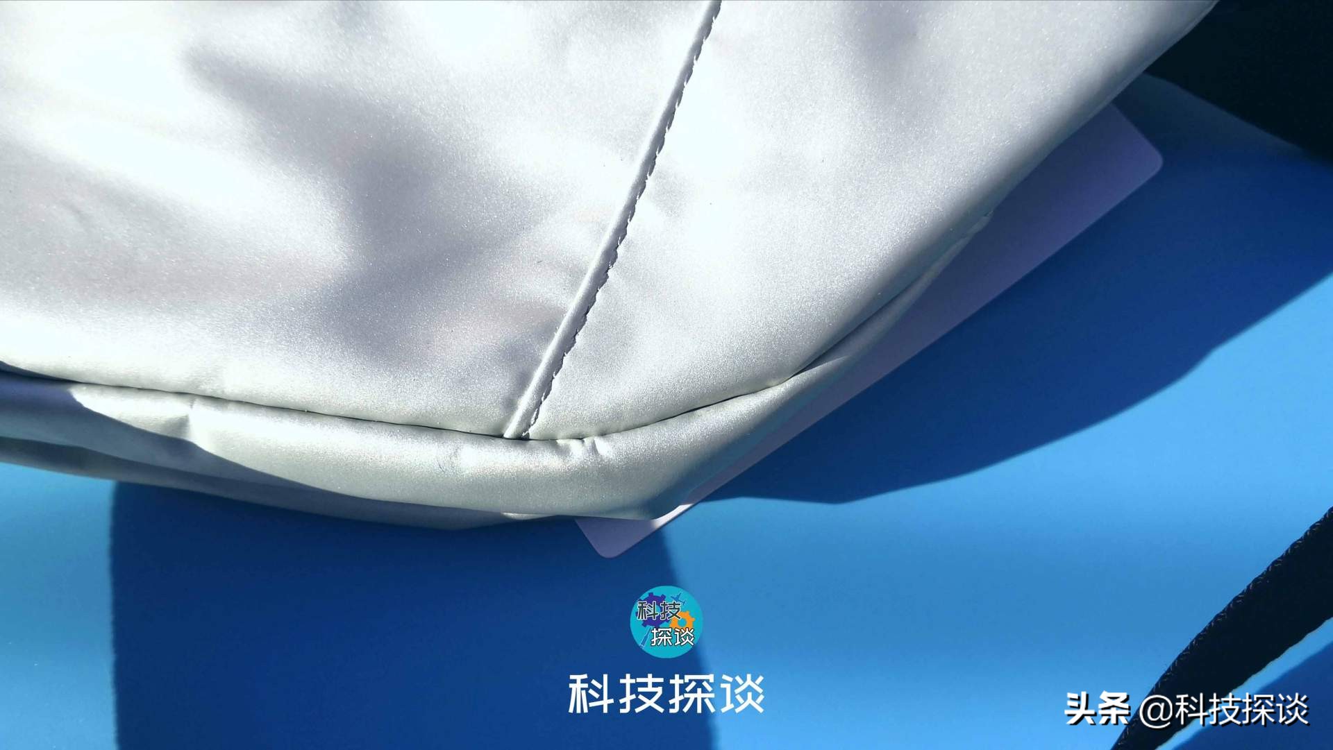 还记得老罗带货的FREETIE飞织抗菌健步鞋？它家出腰胸包了