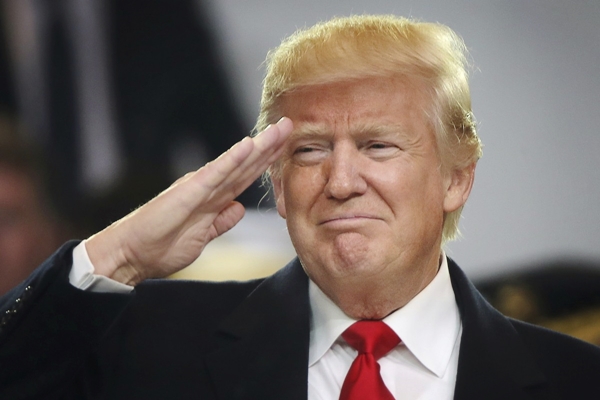 俄議員熱情邀請特朗普赴俄避難，在莫斯科建城堡，但是有一個條件