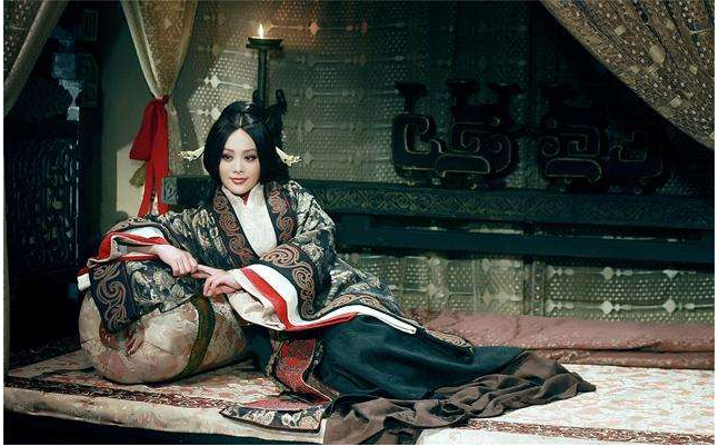 彪悍的宁静：骂导演，让姜文忌惮，与刘晓庆争