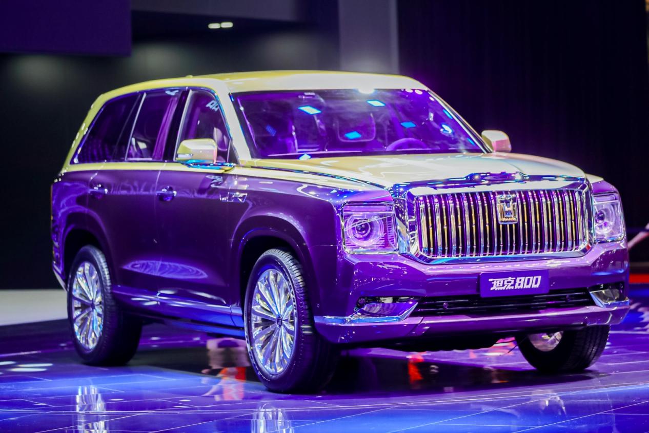 堪称“库里南保定分南”，坦克不仅要取代Jeep，还瞄准了路虎