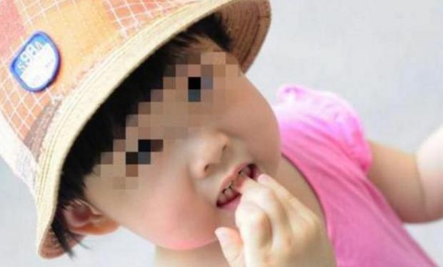 孩子小時候愛啃指甲？ 很多寶媽不重視，長大後容易遭遇兩道關卡