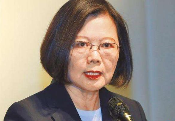 民进党炸开锅！王鸿薇上《海峡两岸》严厉批评
