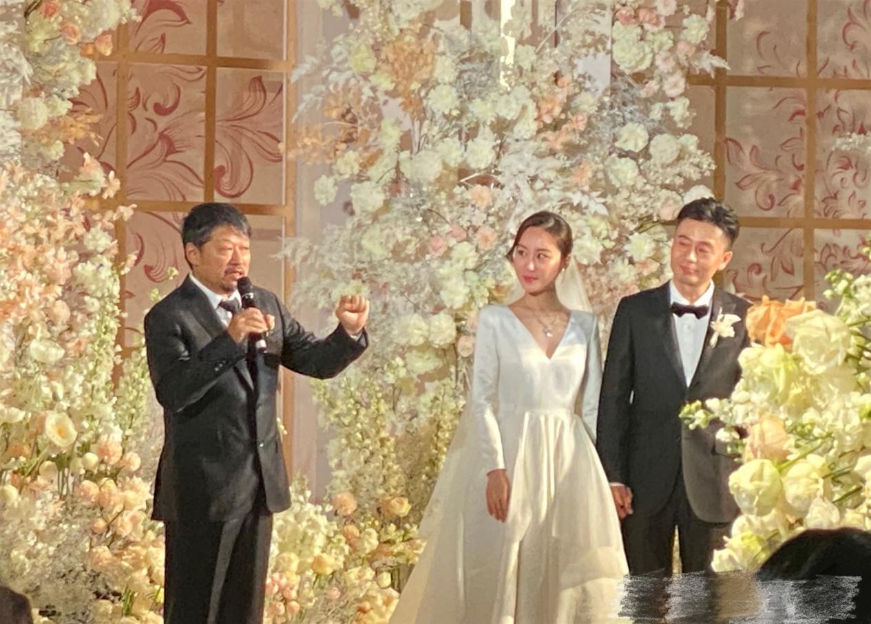 正午阳光导演李雪大婚！新娘和杨紫是同班同学，曾扮演伪装者阿香