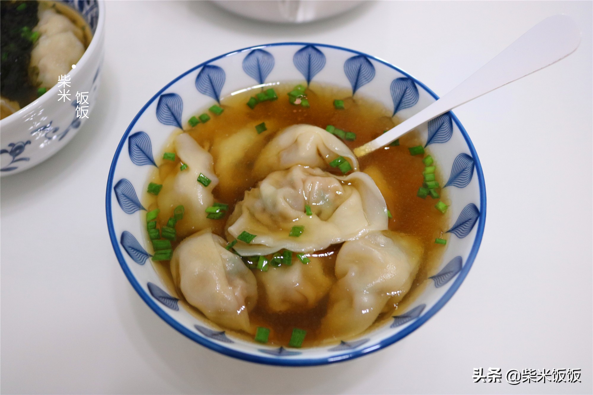 餛飩的家常做法，從擀皮到調餡全教你，湯鮮肉香，太好吃了