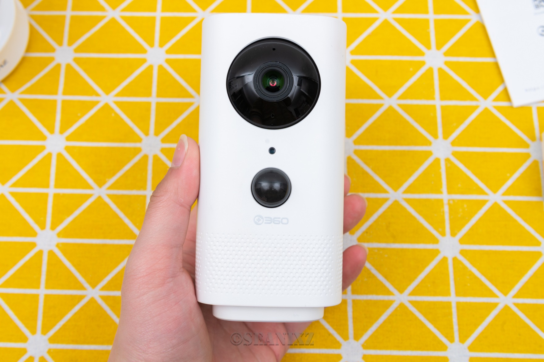 360智能摄像机3C电池版& 萤石C6CN云台摄像机对比评测