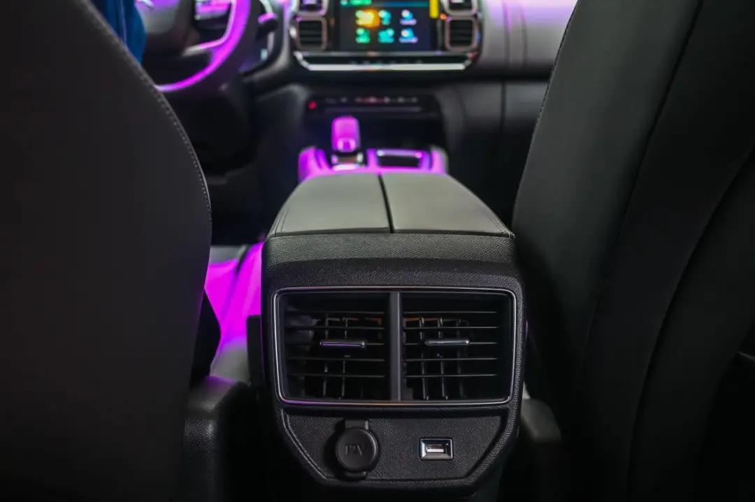 免全额购置税、官方三年65折回购，2021款天逸C5拼了