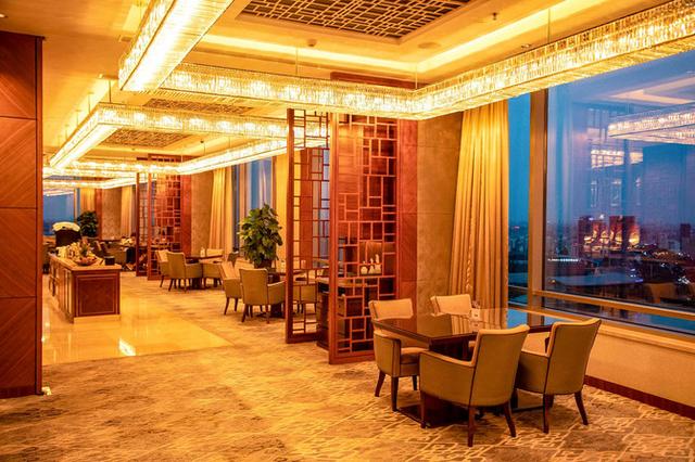 来扬州旅行不可错过的酒店，香格里拉大酒店，体验著名的三把刀