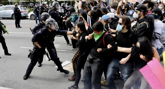 骚乱升级，宛如“战场”！特朗普的美国梦终究