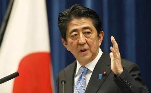 安倍上台欲望强烈，菅义伟为了保住首相宝座，出狠手要把他整垮
