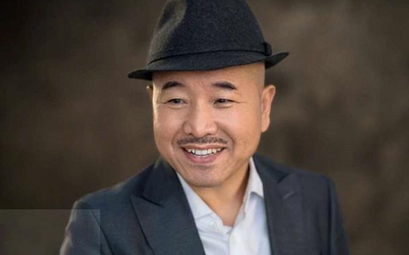 Spot of late rehearsal of Wei Shichun exposing to the sun! Zhao Benshan is prentice make indelicate motion in public, 