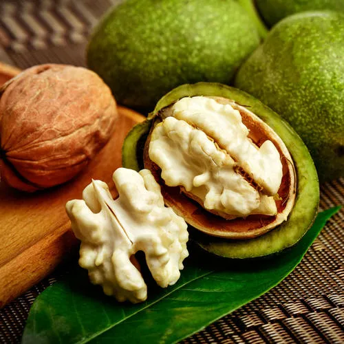 How delicious are fresh walnuts?