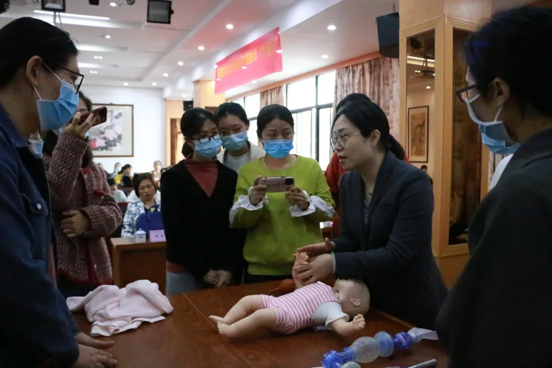 福建省妇幼保健院“护理服务技术八闽行”在汀首站开启