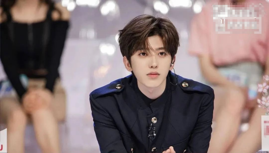 《奔跑吧》蔡小葵出任导游，不料遭“暴打”，