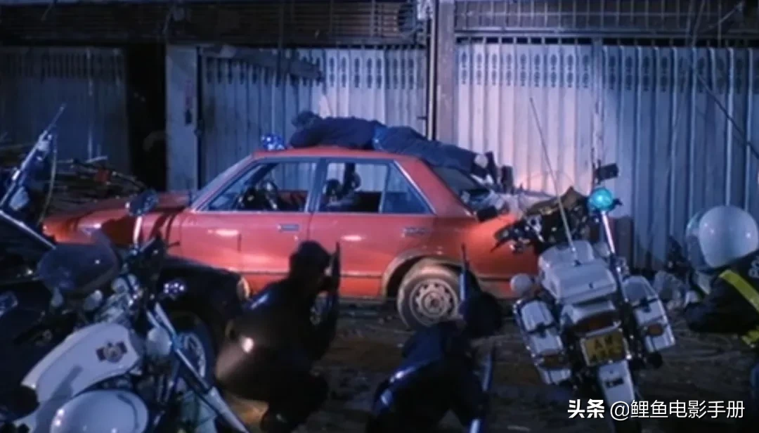“不疯魔不成活”香港血腥限制级cult《乌鼠机密档案》