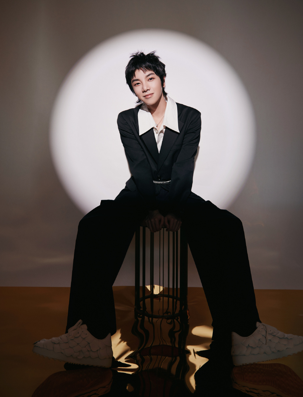 发文|华晨宇堂哥发文疑回应华晨宇隐婚生子 网友：表情包暴露真相了