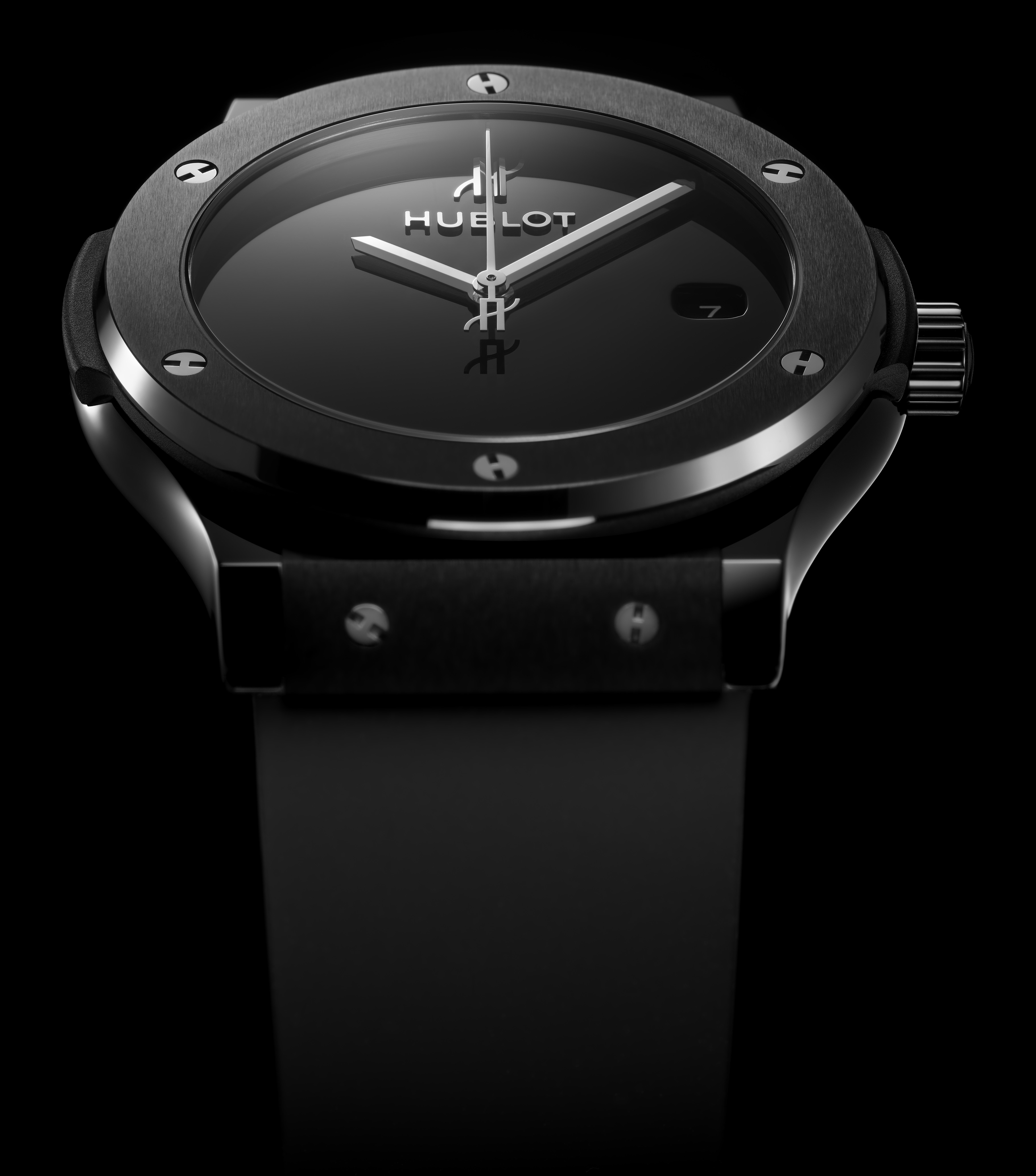 HUBLOTʱ伴֤40йѲչ½