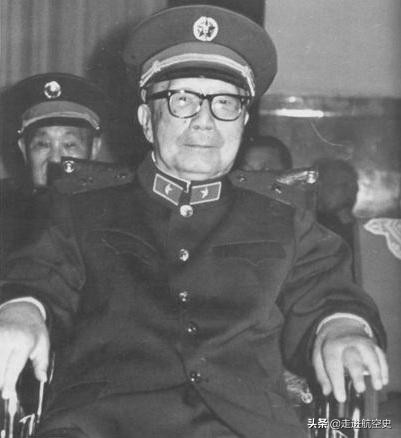 首射导弹核弹头，聂帅突问：把握多大？沉寂片刻，钱学森回应真实