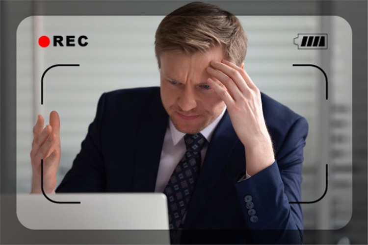 一个50岁的负债累累者，现在怎么做才能解决问题呢？分析一下