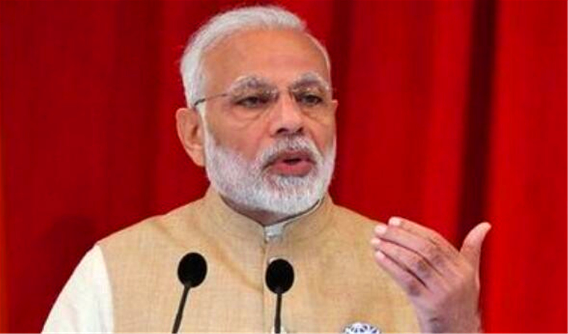 中国建隧道3年才挖4米，印度看后嘲笑，德国却竖